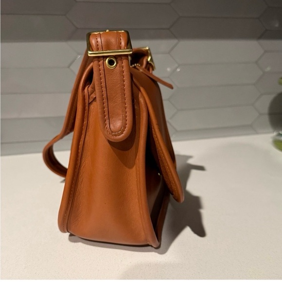 Vintage Coach 9965 Small Flap Trail Bag - Picture 8 of 10